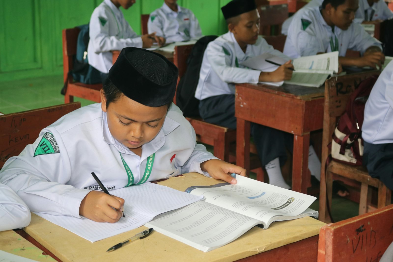 Pemberlakuan Peraturan Daerah tentang Pajak Daerah dan Retribusi Daerah (PDRD)